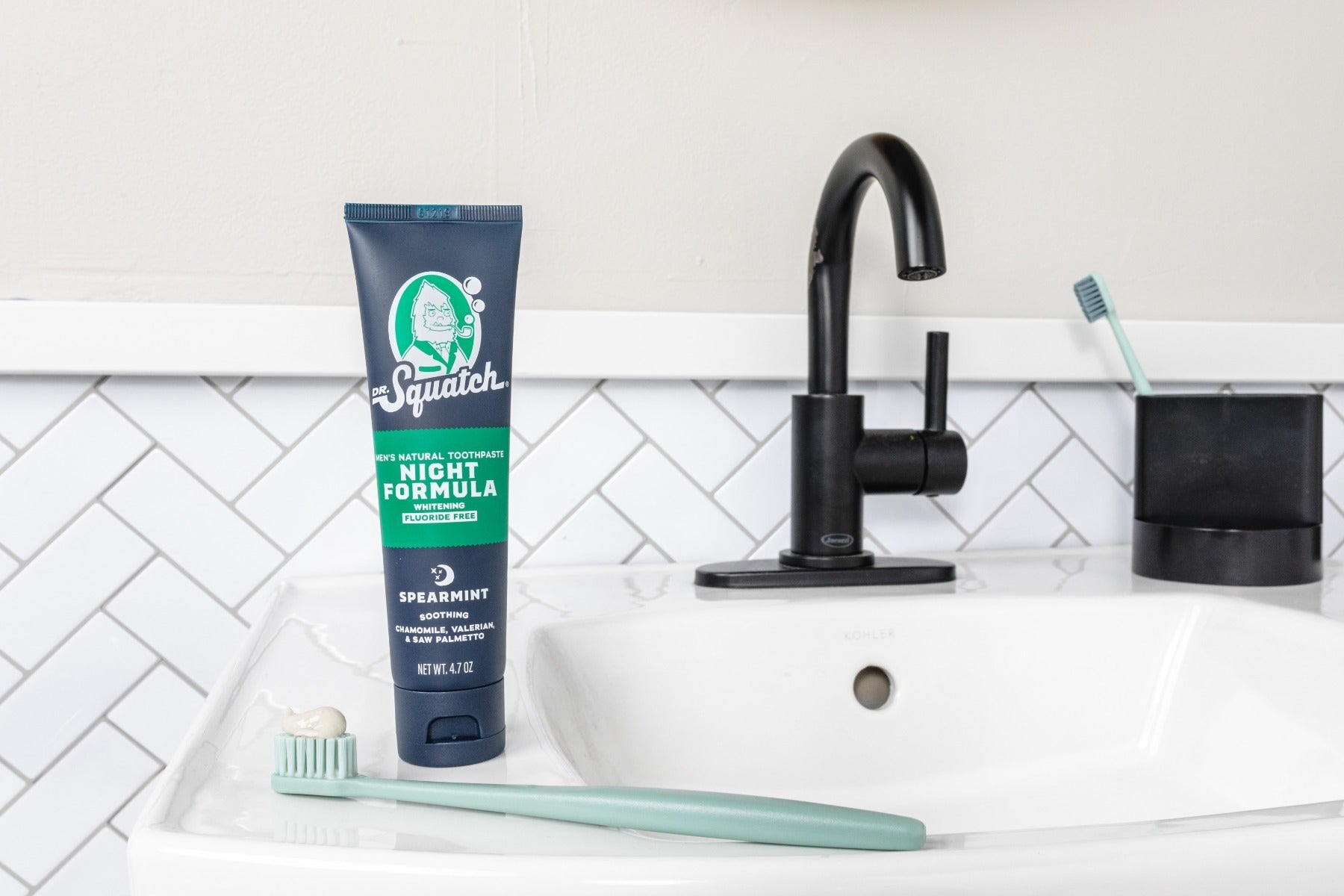 Promotional graphic for Dr. Squatch Soothing Spearmint - Night toothpaste